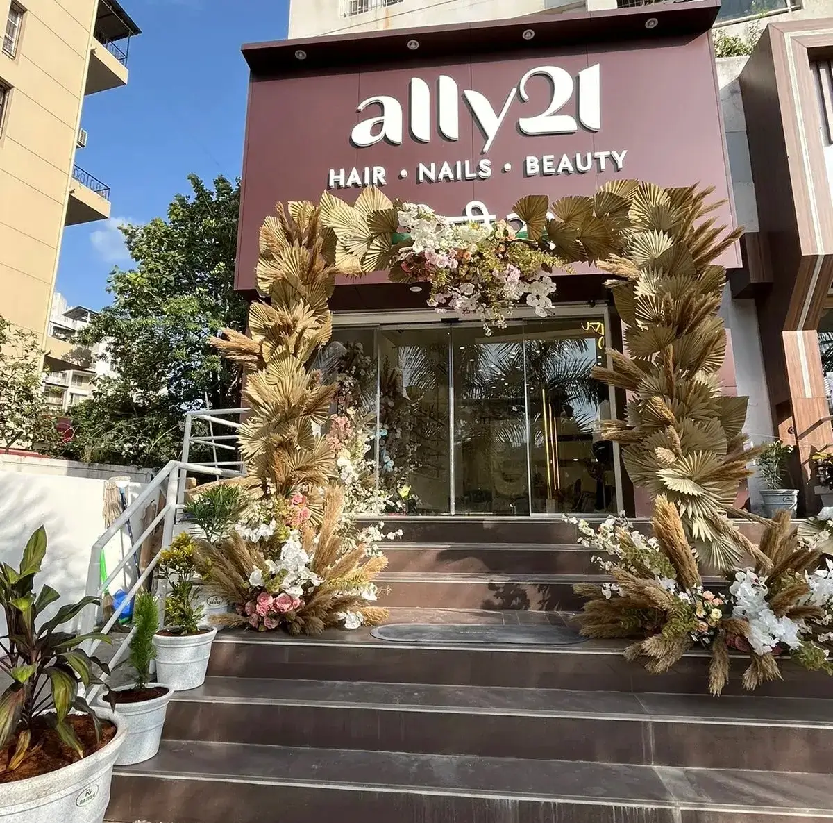 Ally 21 Salon Ally 21 Baner Storefront