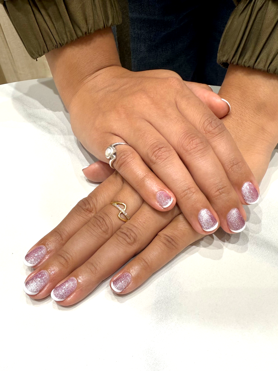 Nail Extensions 5 glitter-art.webp